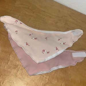 2 Girl bibs !